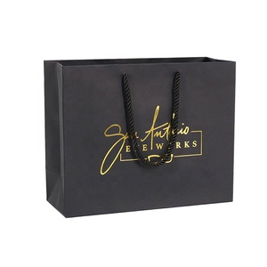 Clothing Bag Personalized Retail Bags Personality Custom Printed Black Luxury Brand Retail Shopping Packaging Clothing Paper Bag With Logo