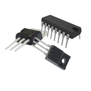 EP4SE530H40C2 ใหม่และของแท้ 1517-HBGA (42.5x42.5) ชิป FPGA แบบฝังตัว ฟิลด์โปรแกรมเมเบิลเกตอาร์เรย์ - Product Image 1