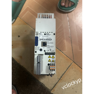 1 ชิ้นใหม่ LENZE อินเวอร์เตอร์ E84AVSCE1524SX0 - Product Image 1