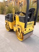 Rouleau compacteur d'asphalte d'occasion efficace de 1,5 tonne Bomag Bw80ad Mini rouleau compacteur routier d'occasion Bomag à double roue en acier