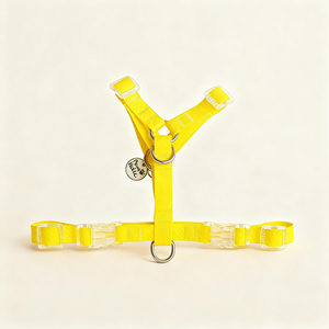 Arnés de perro impermeable recubierto de PVC en forma de Y de moda con características lavables diseño elegante Simple accesorio para mascotas al por mayor - Product Image 1