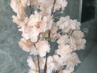 Fleurs artificielles de salle de mariage rose clair branche de fleur de cerisier en soie faux Sakura pour décorations