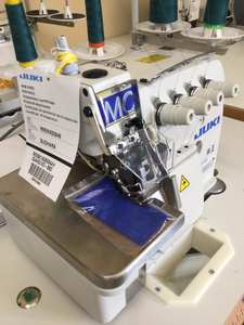 จักรเย็บผ้าอุตสาหกรรมขนาดเล็กสำหรับใช้ในบ้าน<span class=keywords><strong>เสื้อผ้า</strong></span>แกนผ้าเย็บสองเข็ม coverstitch - Product Image 4