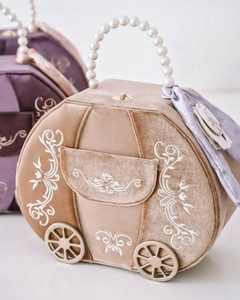 Caja <span class=keywords><strong>de</strong></span> regalo <span class=keywords><strong>de</strong></span> <span class=keywords><strong>perlas</strong></span> con asa, juego <span class=keywords><strong>de</strong></span> toallas bordadas <span class=keywords><strong>de</strong></span> terciopelo púrpura <span class=keywords><strong>para</strong></span> bebé, Maleta <span class=keywords><strong>de</strong></span> dulces, caja <span class=keywords><strong>de</strong></span> viaje <span class=keywords><strong>para</strong></span> niños, <span class=keywords><strong>ropa</strong></span> <span class=keywords><strong>para</strong></span> recién nacidos, caja <span class=keywords><strong>de</strong></span> memoria - Product Image 2