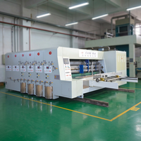 Machine de fabrication de boîtes en carton ondulé avec impression flexo 4 couleurs, rainurage et découpe rotative – Prix compétitif