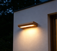 Lampu Dinding Sensor Gerak Tenaga Surya Kayu LED Lampu Malam Otomatis Menyala Saat Gelap Hingga Fajar Pemasangan Magnetik Tanpa Kabel Dekorasi Dalam Ruangan Grosir