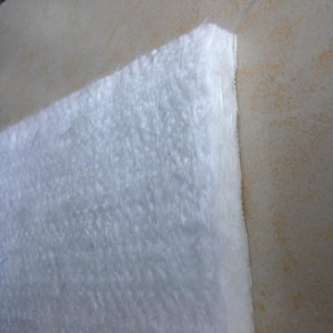 Tapis d'aiguille en fibre de <span class=keywords><strong>verre</strong></span> à isolation thermique à haute teneur en silice 3mm E tapis d'aiguille en fibre de Quartz à feutrage aiguilleté en <span class=keywords><strong>verre</strong></span> pour GMT/RTM - Product Image 1