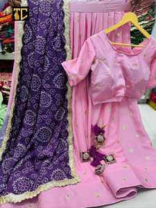 Lehenga indien en soie bandhani chinnon de taille unique, brodé et cousu, avec dupatta, robe de mariée indienne et pakistanaise - Product Image 3