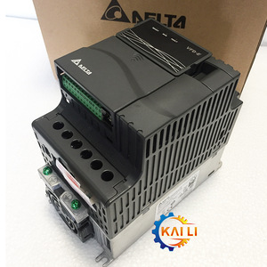 Variateur de fréquence Delta VFD-E VFD022C43A-21 Triphasé Basse Tension Usage Général - Product Image 2