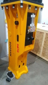 Interruptor hidráulico soosan SB 70 tipo caja con sistema de grasa automático adecuado para excavadoras con 16-21 toneladas para demoliciones - Product Image 6