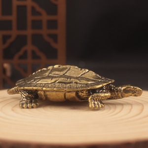 Adorno de tortuga de larga vida útil de latón macizo, decoración Feng Shui para sala de estar, regalo de Año Nuevo Chino - Product Image 1