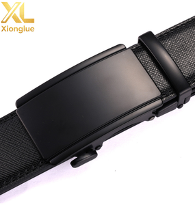 Cinturón de Cuero Casual para Hombre con Hebilla Automática de Aleación - Product Image 1