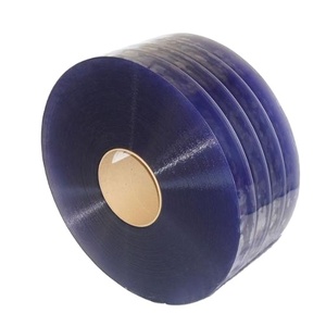 Bande de rideau <span class=keywords><strong>en</strong></span> <span class=keywords><strong>PVC</strong></span> personnalisée 2 mm x 200 mm, rouleaux de rideau <span class=keywords><strong>en</strong></span> <span class=keywords><strong>PVC</strong></span> transparent de 50 m pour usage industriel extérieur - Product Image 1