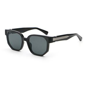 <span class=keywords><strong>Gafas</strong></span> <span class=keywords><strong>de</strong></span> <span class=keywords><strong>Sol</strong></span> Modernas y a la Moda para Mujer, Protección UV, <span class=keywords><strong>Gafas</strong></span> <span class=keywords><strong>de</strong></span> <span class=keywords><strong>Sol</strong></span> para Conducir, <span class=keywords><strong>Gafas</strong></span> <span class=keywords><strong>de</strong></span> <span class=keywords><strong>Sol</strong></span> <span class=keywords><strong>de</strong></span> Alta Gama para Hombre 9882 - Product Image 5