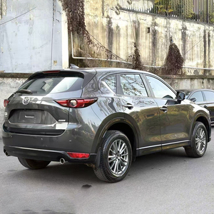 Mazda CX-5 <span class=keywords><strong>SUV</strong></span> <span class=keywords><strong>essence</strong></span> 2017, transmission <span class=keywords><strong>automatique</strong></span>, véhicule d'<span class=keywords><strong>occasion</strong></span>, intérieur foncé, sièges en cuir, voitures d'<span class=keywords><strong>occasion</strong></span>, acompte - Product Image 6