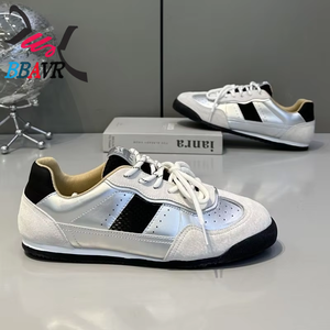 Zapatos Casuales de Alta Gama para Hombre, Transpirables, Ligeros, de Malla, Multifuncionales, para Todas las Temporadas, Zapatos de Skate para Adolescentes - Product Image 1