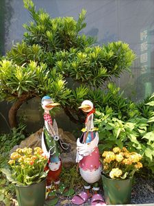 <span class=keywords><strong>Pot</strong></span> <span class=keywords><strong>de</strong></span> fleurs créatif en fer forgé pour jardin d'enfants, <span class=keywords><strong>décoration</strong></span> paysagère, <span class=keywords><strong>décoration</strong></span> <span class=keywords><strong>de</strong></span> jardinier en forme <span class=keywords><strong>de</strong></span> pantoufle <span class=keywords><strong>de</strong></span> canard avec grand seau à fleurs - Product Image 2