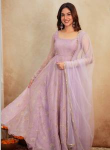 Vestido de Alta Calidad para Mujer, Diseño Étnico para Fiestas, Navratri, Diwali, Bodas y Celebraciones Culturales, Proveedor al por Mayor - Product Image 5