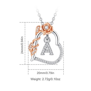 Collana <span class=keywords><strong>con</strong></span> Ciondolo a <span class=keywords><strong>Cuore</strong></span> Placcato in Rodio per Damigelle, <span class=keywords><strong>con</strong></span> Iniziale in Oro Rosa e Zirconia Cubica, Ideale come Regalo di Proposta - Product Image 2