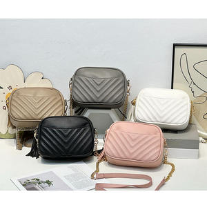 Venta al por Mayor Directa de Fábrica, Bolsos de Mujer con Cadena, Bolso de Hombro Pequeño para Mujer, Nueva Tendencia de Moda, Bolso Cuadrado Pequeño Informal para Mujer - Product Image 1