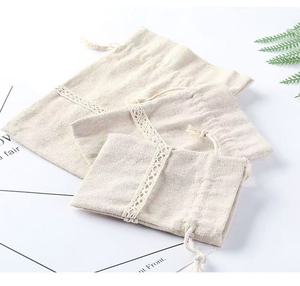 Grandi borse organiche in pizzo di <span class=keywords><strong>Organza</strong></span> di cotone morbido con <span class=keywords><strong>maniche</strong></span> a ventaglio nere con coulisse verde per gioielli e regali Logo personalizzato riciclabile - Product Image 4