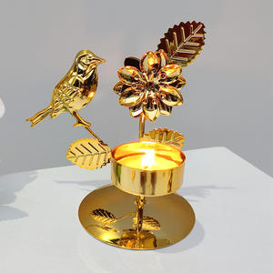 Ready to Ship Luxury Gold Leaf Iron <b>Candle</b> Holder Home Decor Metal <b>Wedding</b> Decoration Metal Christmas <b>Candle</b> Holders - Product Image 1