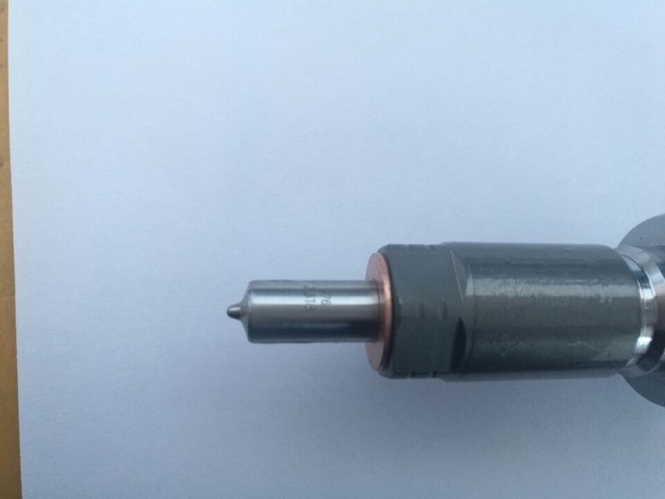 common rail injector 0445120325 injector for GAZ DEUTZ YAMZ diesel fuel injector nozzle 0445120325 651111201 6501112010