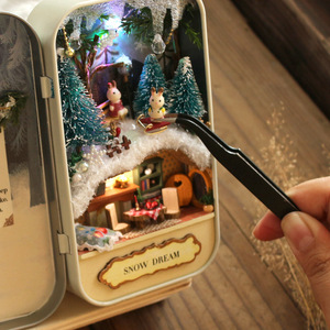 Boîte de théâtre DIY, modèle de mini-villa à assembler soi-même, cabane en bois, cadeau créatif, à partir de 14 ans, emballage coloré - Product Image 3