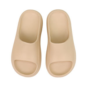 Vente en gros de pantoufles unisexes légères en EVA, sandales à semelle épaisse et coussinée, antidérapantes, respirantes, à bout ouvert, pour la maison, été - Product Image 4