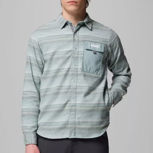 เสื้อเชิ้ตตกปลาพิมพ์ลายฮาวาย ป้องกันแสงแดด SPF50  คอเสื้อแบบซับลิเมชั่นกันความชื้น  ตกแต่งเลื่อมรูปปลา  กระดุมขนาดใหญ่ - Product Image 1