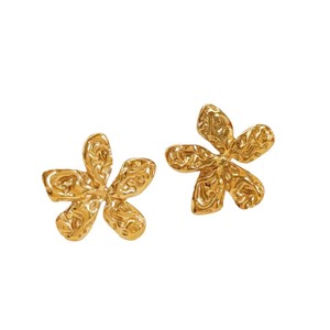 Fashion INS Stainless Steel Jewelry Maple <b>Leaf</b> Pendant Necklace 18K Gold 5 <b>Leaf</b> Flower <b>Light</b> Luxury Necklace Stud Set Wholesale - Product Image 4