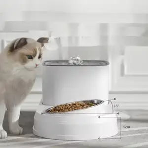 Großhandel 2-in-1 Haustier Trink-Katzenfütter automatischer Wasserspender Brunnen mit Filter und Narrenschüssel für Katzen und Hunde