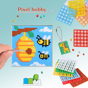 Factory Manufacture Pixel Mosaic Medallion Theme Box Cute Keyring for Children to Design <strong>Yourself</strong> - Product Image 3