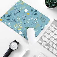 Tapis de souris carré à motif de roses, surface soyeuse et lisse, application multi-scènes, tapis de souris indispensable au bureau