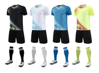 Setelan Jersey Sepak Bola Unisex Seragam Latihan Tim Grosir dengan Celana Pendek dan Nomor Kustom Perlengkapan Sepak Bola 100% Poliester
