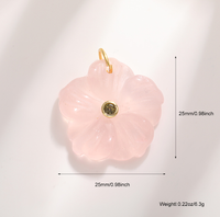 Collier Pendentif Délicat Personnalisé en Pierre Précieuse Sculptée à la Main, Motif Fleur, Cœur, Poisson, Tendance et Créatif, Vente en Gros Naturelle pour Femmes