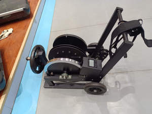 Máquina de entrenamiento duradera, estable y resistente con un año de garantía, equipo de entrenamiento físico para gimnasios comerciales. - Product Image 5