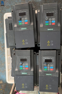 XL-400-4K อินเวอร์เตอร์ขับเคลื่อนความถี่ตัวแปร4KW 380V VFD สำหรับมอเตอร์อุตสาหกรรมควบคุมความเร็ว - Product Image 1