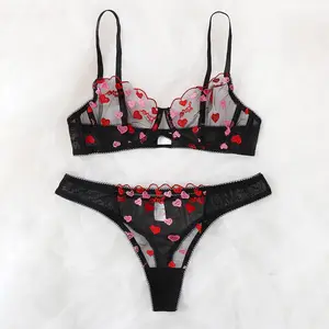 Conjunto de sujetador y Bragas para mujer, lencería Sexy de dos piezas, ropa interior para el Día de San Valentín