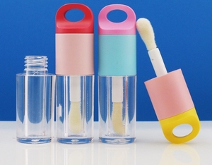 Tubes de Brillant à Lèvres Mignon de 1.5ml Moulé par <span class=keywords><strong>Injection</strong></span> Grande Tête de Brosse Emballage Cosmétique Vide Multicolore Vente en Gros Glaçure à Lèvres en Plastique - Product Image 4