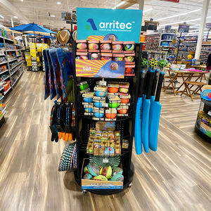 Expositor giratorio de cuatro lados personalizado para <span class=keywords><strong>juguetes</strong></span> acuáticos, soporte metálico para exhibición de fútbol acuático, soporte para disco Wingman - Product Image 1