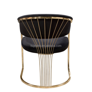 Nouveau Style Moderne Rembourré <span class=keywords><strong>Noir</strong></span> Velours Salle À Manger <span class=keywords><strong>Chaises</strong></span> Or Métal Fauteuil Salon Loisirs Salle À Manger Chaise pour La Maison Hôtel - Product Image 2