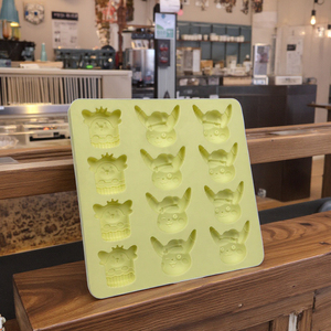 Pikachu mignon carton 12 cavités moule en silicone bricolage <span class=keywords><strong>chocolat</strong></span> savon gâteau outils ustensiles de cuisine conception produits de cuisine - Product Image 1