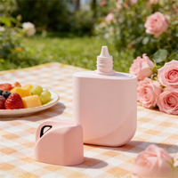 Mini distributeur de crème solaire compact de 50 ml, flacon carré en PP de qualité médicale avec buse de précision pour les essentiels de voyage des femmes