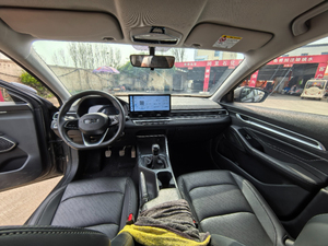 <span class=keywords><strong>Voiture</strong></span> d'<span class=keywords><strong>occasion</strong></span> Geely Emgrand 1.5L 127HP CVT Berline de luxe essence 2023 avec rapport d'inspection certifié Chine - Product Image 5