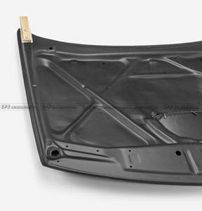 Capó de Carbono Ventilado con Toma de Aire para Starlet EP82 - Carbono 3K Ligero y Refrigeración del Motor - Product Image 6