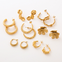 Koleksi anting-anting lingkaran ujung terbuka baru anting-anting Huggie setengah lingkaran bunga baja tahan karat 316L berlapis emas 18K untuk wanita