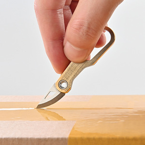 Couteau pliant porte-clés en laiton avec mousqueton, <span class=keywords><strong>mini</strong></span>-couteau utilitaire de poche en acier 9Cr, ouvre-colis EDC pour le transport quotidien - Product Image 4