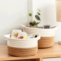 Panier de rangement pour la maison Panier de rangement tissé à la main en corde de coton pour le rangement d'articles divers Livres et clés