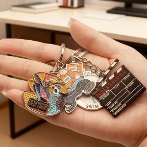 พวงกุญแจโลหะเคลือบทองคำ งานศิลป์วรรณกรรมคลาสสิกแบบกำหนดเอง ขายส่ง พวงกุญแจโลหะเคลือบแข็งและอ่อน - Product Image 5